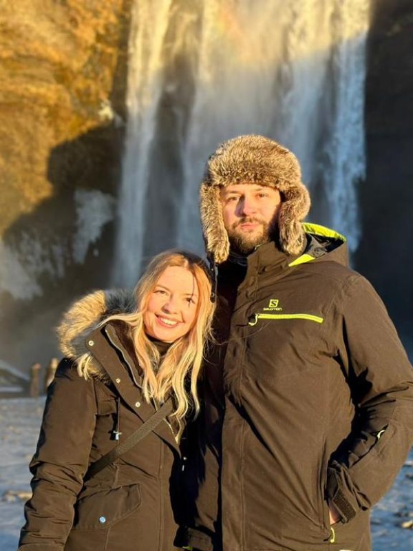 private-tour-iceland-couple